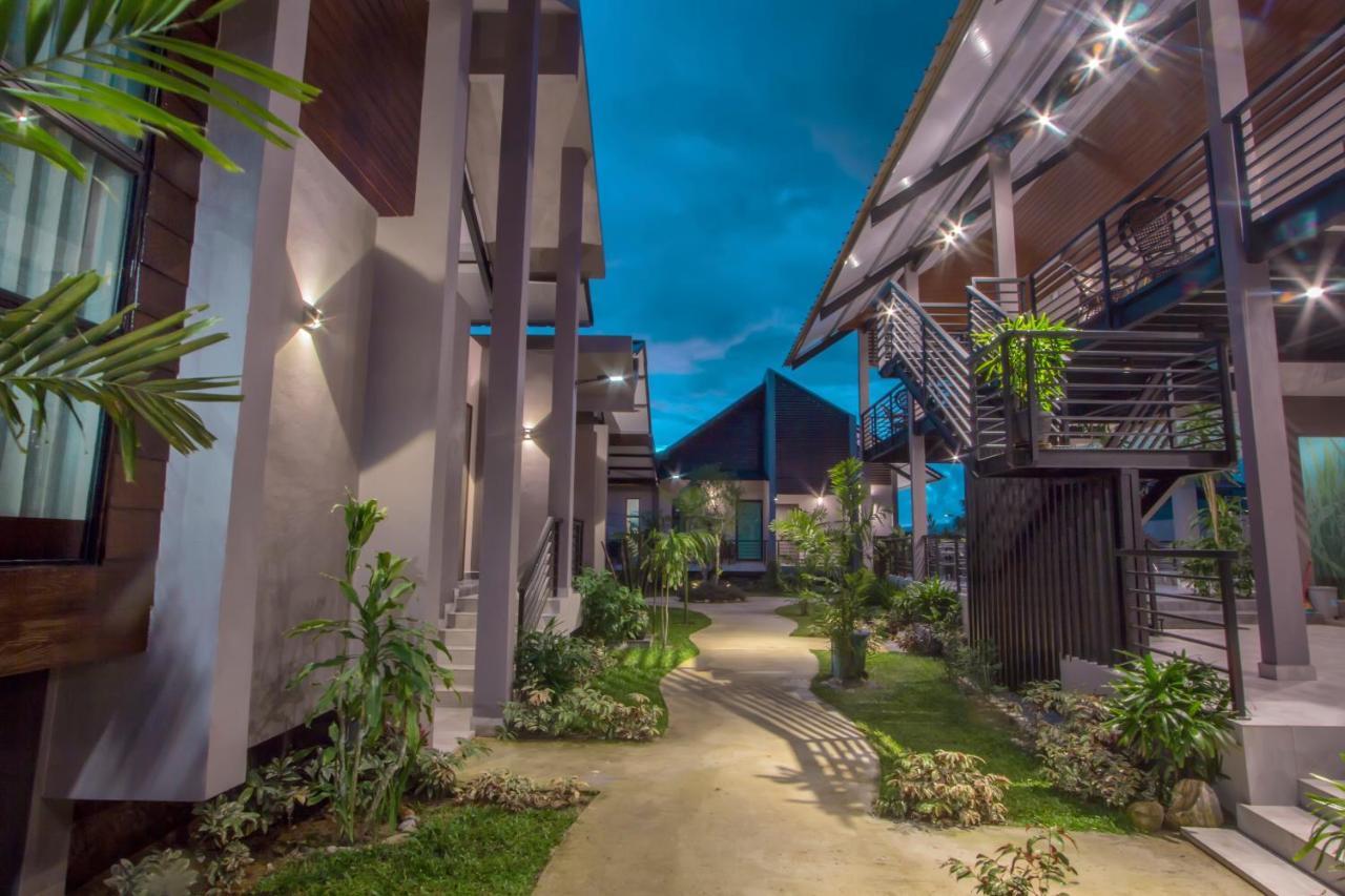 Villa Paddy Padang Mat Sirat Buitenkant foto