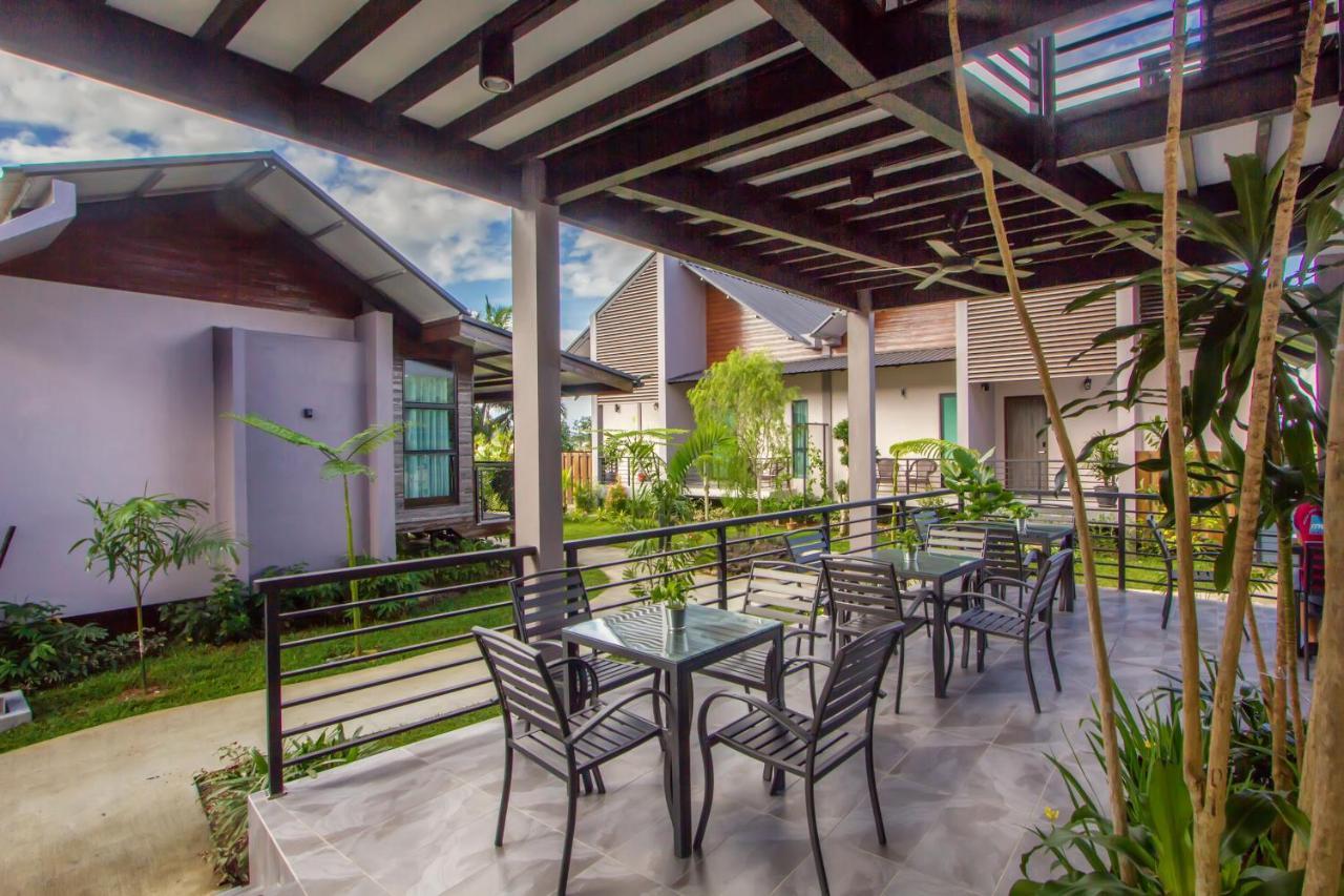 Villa Paddy Padang Mat Sirat Buitenkant foto